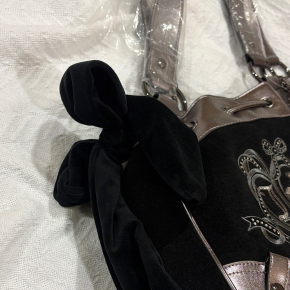 Juicy Couture Black and Metallic Shoulder Bag - Picture 3 of 7